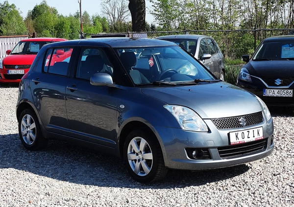 Suzuki Swift cena 17900 przebieg: 186812, rok produkcji 2007 z Kęty małe 529